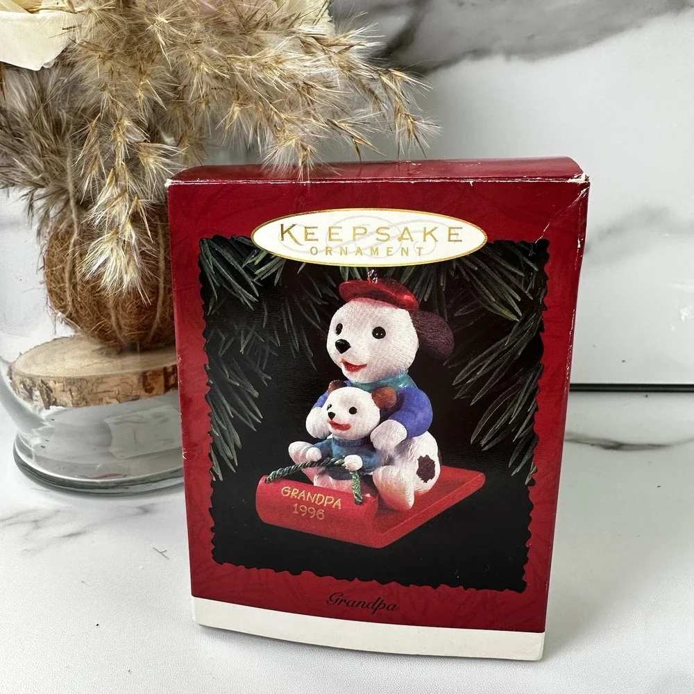 VTG HALLMARK KEEPSAKE CHRISTMAS ORNAMENT IN BOX 1996 GRANDPA DOG & BABY PUPPY